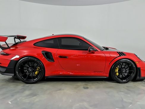 Used 2018 Porsche 911 GT2 RS RWD image 11