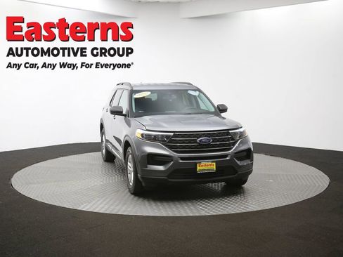 Used 2022 Ford Explorer XLT image 50