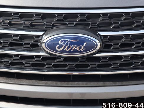 Used 2023 Ford Explorer XLT w/ Equipment Group 202A image 36