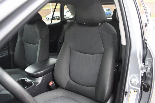 Used 2025 Toyota RAV4 XLE w/ Convenience Package AWD/4WD image 17