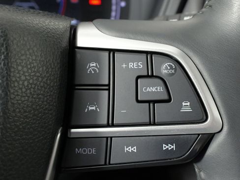 Used 2024 Toyota Grand Highlander XLE image 43