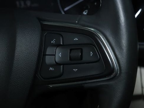 Used 2023 Buick Envision Preferred FWD image 23
