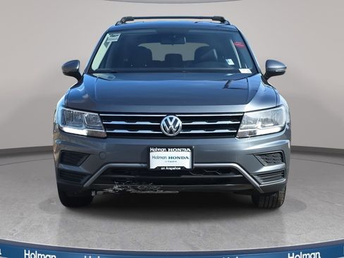 Used 2018 Volkswagen Tiguan SE image 3
