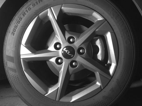 Used 2026 Kia K4 FWD image 13