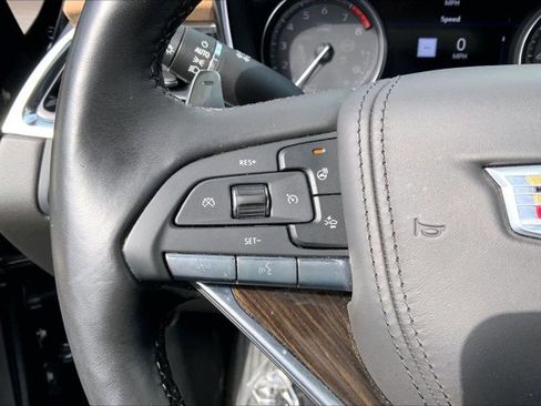 Used 2022 Cadillac XT6 Sport w/ Platinum Package image 18