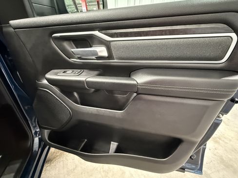 Used 2022 RAM 1500 Big Horn AWD/4WD image 8