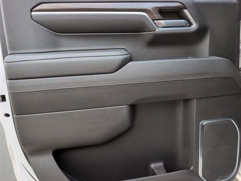 Used 2022 Chevrolet Silverado 1500 LTZ image 29