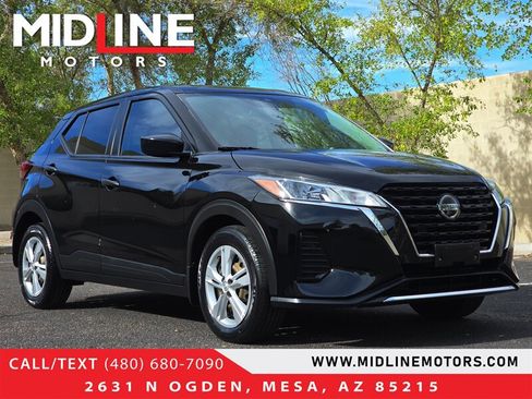Used 2021 Nissan Kicks S FWD image 1