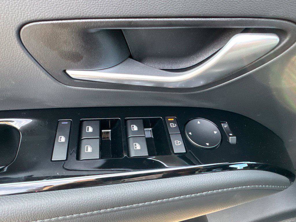 New 2026 Hyundai Tucson Limited AWD/4WD image 10