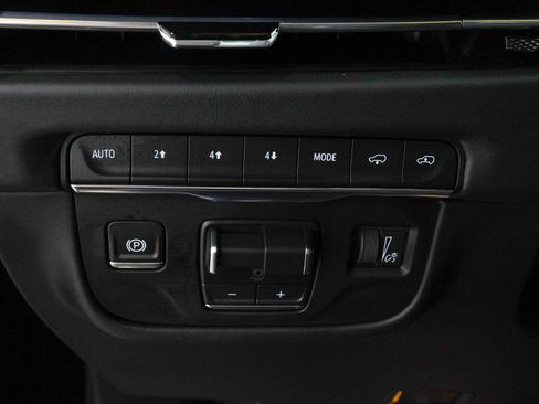 Used 2026 Cadillac Escalade Platinum Sport AWD/4WD image 29