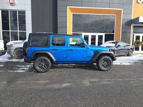 New 2026 Jeep Wrangler Sport S image 7