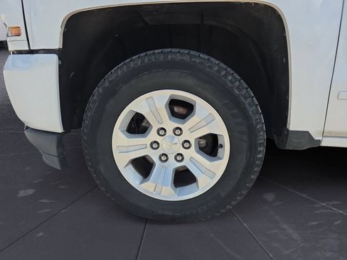 Used 2017 Chevrolet Silverado 1500 LT w/ All Star Edition AWD/4WD image 14