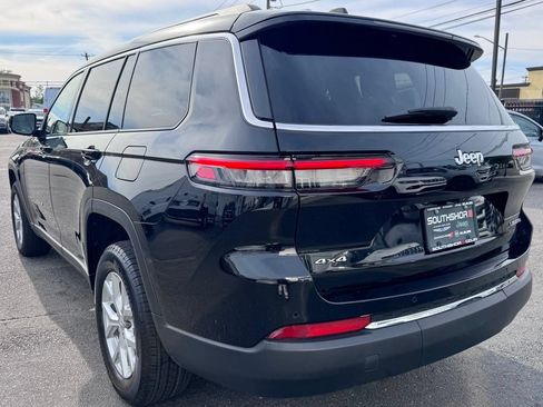Used 2024 Jeep Grand Cherokee L Limited AWD/4WD image 5