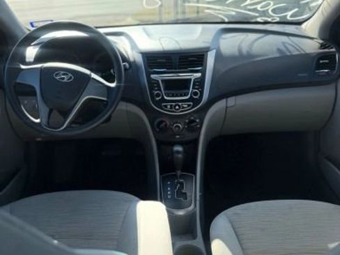 Used 2016 Hyundai Accent SE image 3