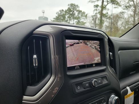 New 2026 GMC Sierra 1500 Pro w/ Pro Value Package image 16