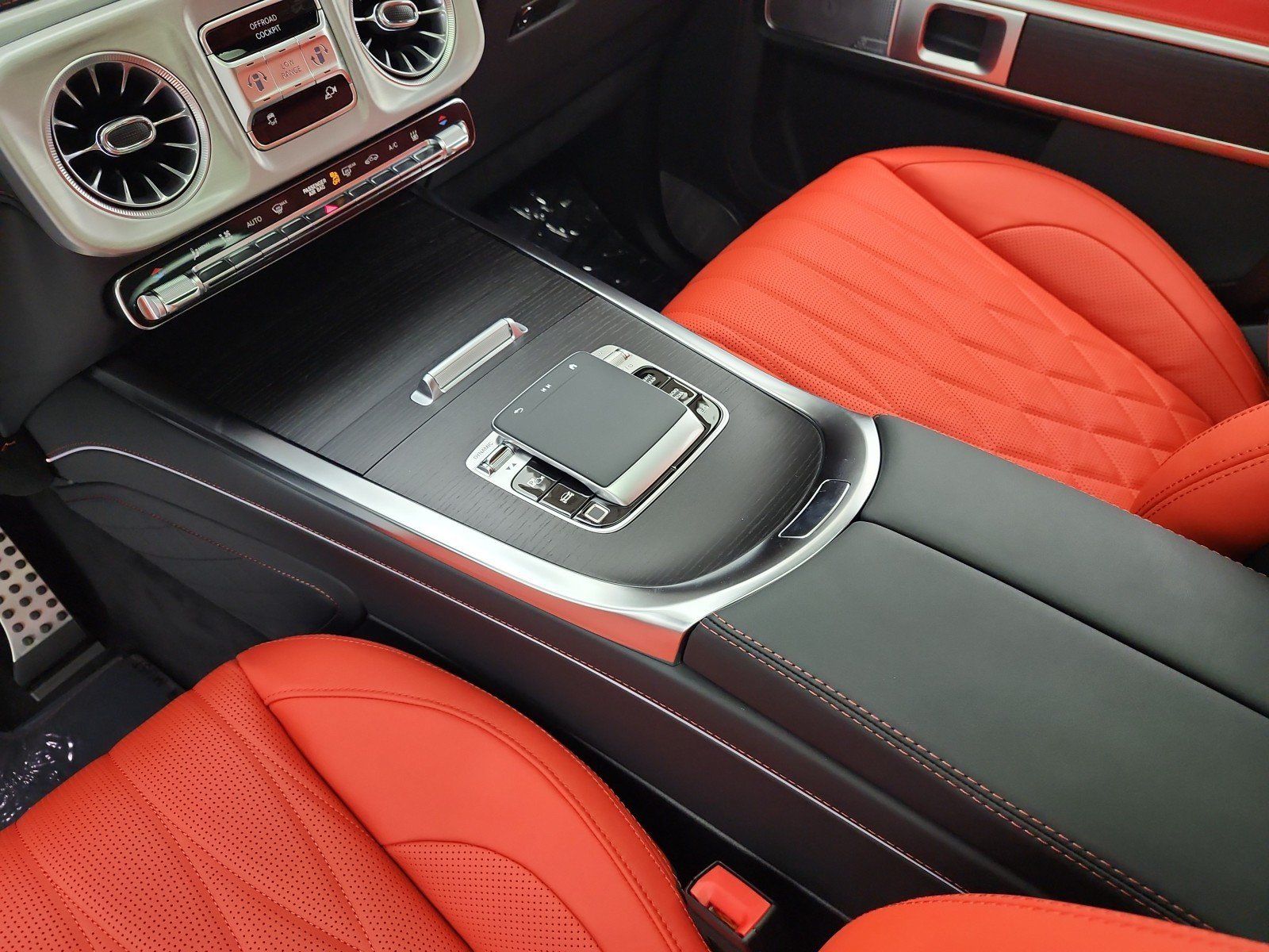 New 2027 Mercedes-Benz G 580 e image 10