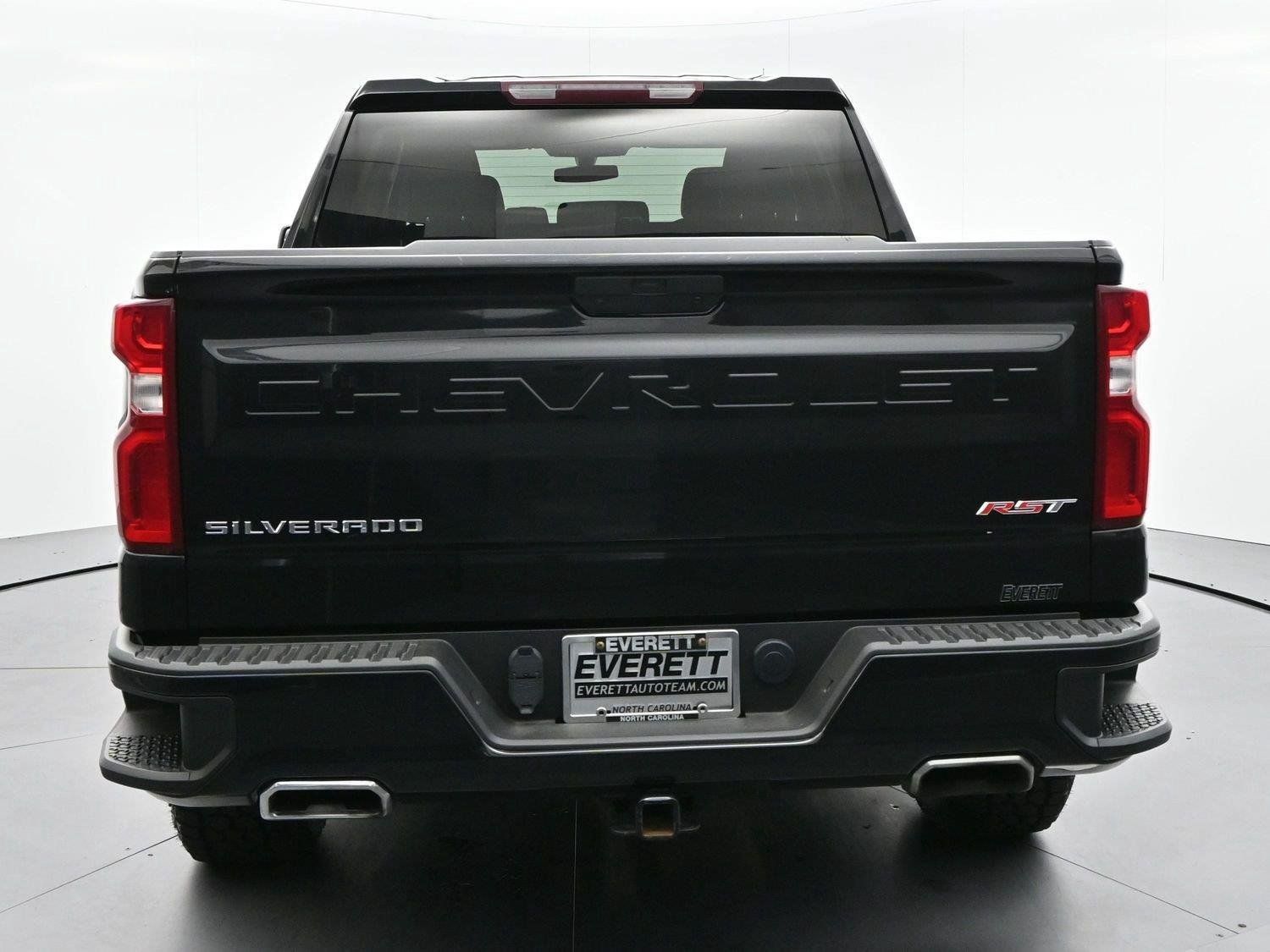 Used 2022 Chevrolet Silverado 1500 RST AWD/4WD image 6