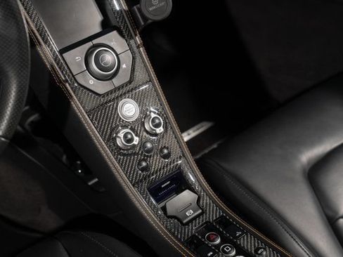 Used 2013 McLaren MP4-12C Spider RWD image 31