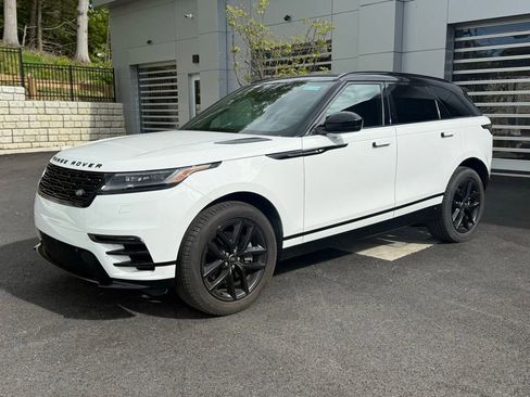 Used 2024 Land Rover Range Rover Velar Dynamic SE AWD/4WD image 3