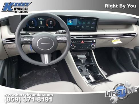 New 2026 Hyundai Tucson SEL image 10