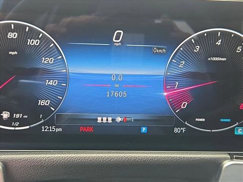 Certified 2025 Mercedes-Benz GLB 250 image 11