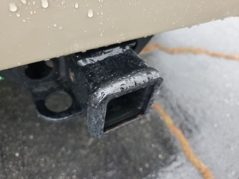 Used 2023 GMC Sierra 1500 AT4 image 8