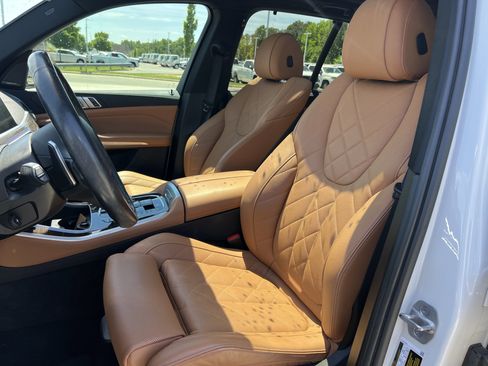 Used 2023 BMW X5 xDrive40i w/ Executive Package AWD/4WD image 14