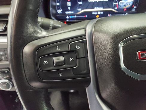 Used 2022 GMC Yukon XL SLE image 13