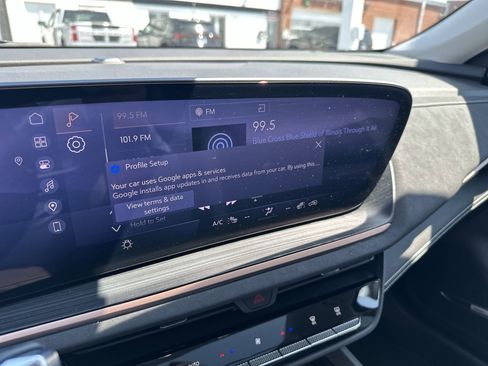 Certified 2024 Buick Envision Sport Touring AWD/4WD image 16