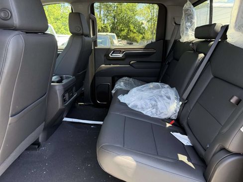 New 2026 Chevrolet Silverado 1500 LT Trail Boss w/ LT Trail Boss Premium Package AWD/4WD image 22