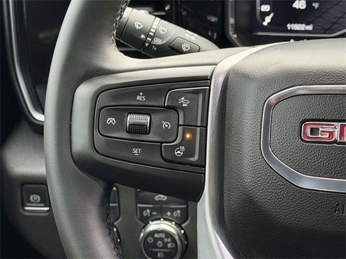 Used 2024 GMC Sierra 1500 Elevation image 22