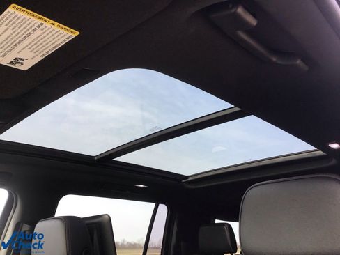 Used 2021 Chevrolet Suburban RST w/ Luxury Package image 50