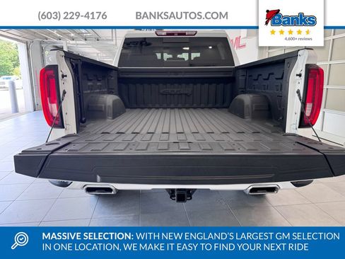 Certified 2019 GMC Sierra 1500 AT4 w/ AT4 Premium Package AWD/4WD image 8