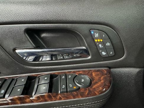 Used 2014 GMC Yukon Denali image 35