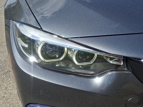 Used 2019 BMW 430i xDrive Coupe w/ Convenience Package AWD/4WD image 9