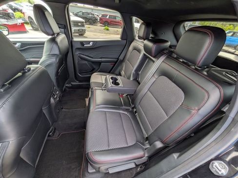 Used 2023 Ford Escape ST-Line w/ Tech Pack #1 AWD/4WD image 19