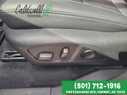 Used 2024 GMC Acadia Elevation w/ Luxury Package image 12