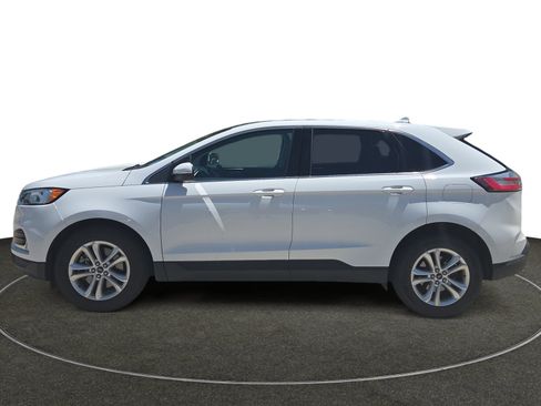 Used 2019 Ford Edge SEL w/ Equipment Group 201A AWD/4WD image 2