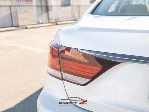 Used 2017 Lexus LS 460 AWD w/ Comfort Package image 44