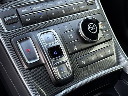 Certified 2023 Hyundai Santa Fe Limited FWD image 32