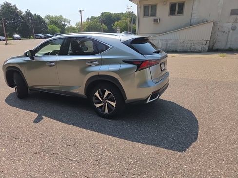 Used 2018 Lexus NX 300h AWD w/ Premium Package image 12