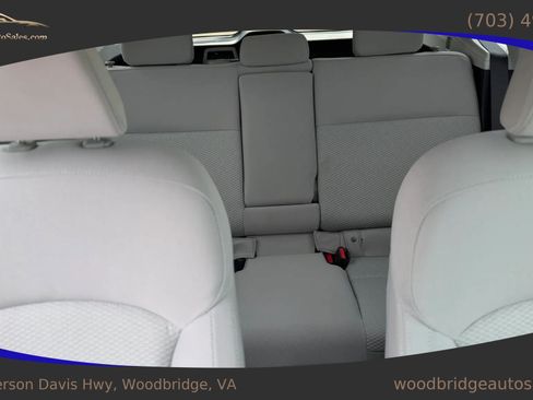 Used 2016 Subaru Forester 2.5i Premium w/ Popular Package #2 AWD/4WD image 18