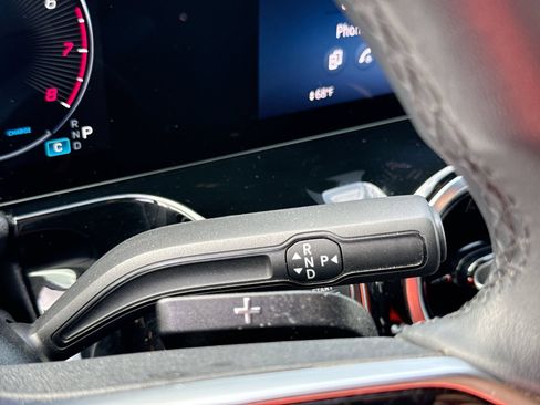 Used 2025 Mercedes-Benz GLA 250 image 19