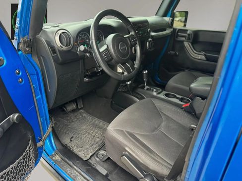 Used 2016 Jeep Wrangler Unlimited Sport AWD/4WD image 12