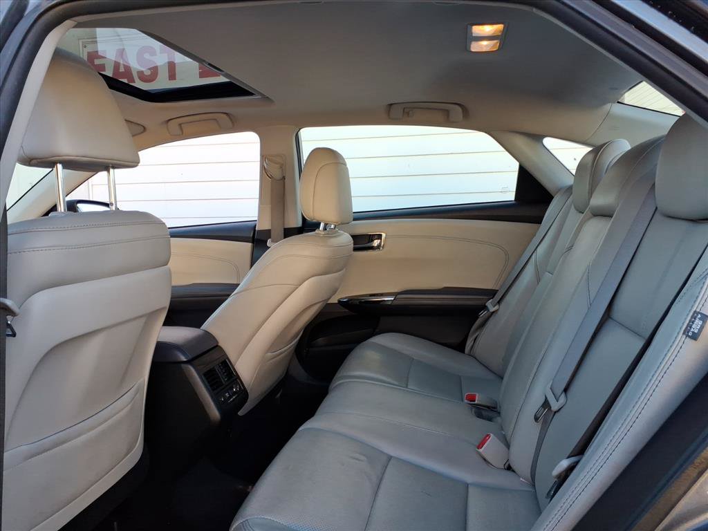 Used 2013 Toyota Avalon Limited FWD image 11