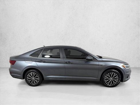 Used 2019 Volkswagen Jetta SEL FWD image 3