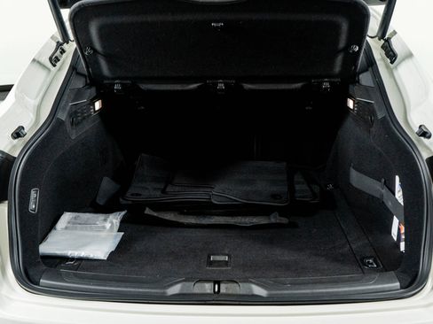 Used 2022 Maserati Levante Modena image 44