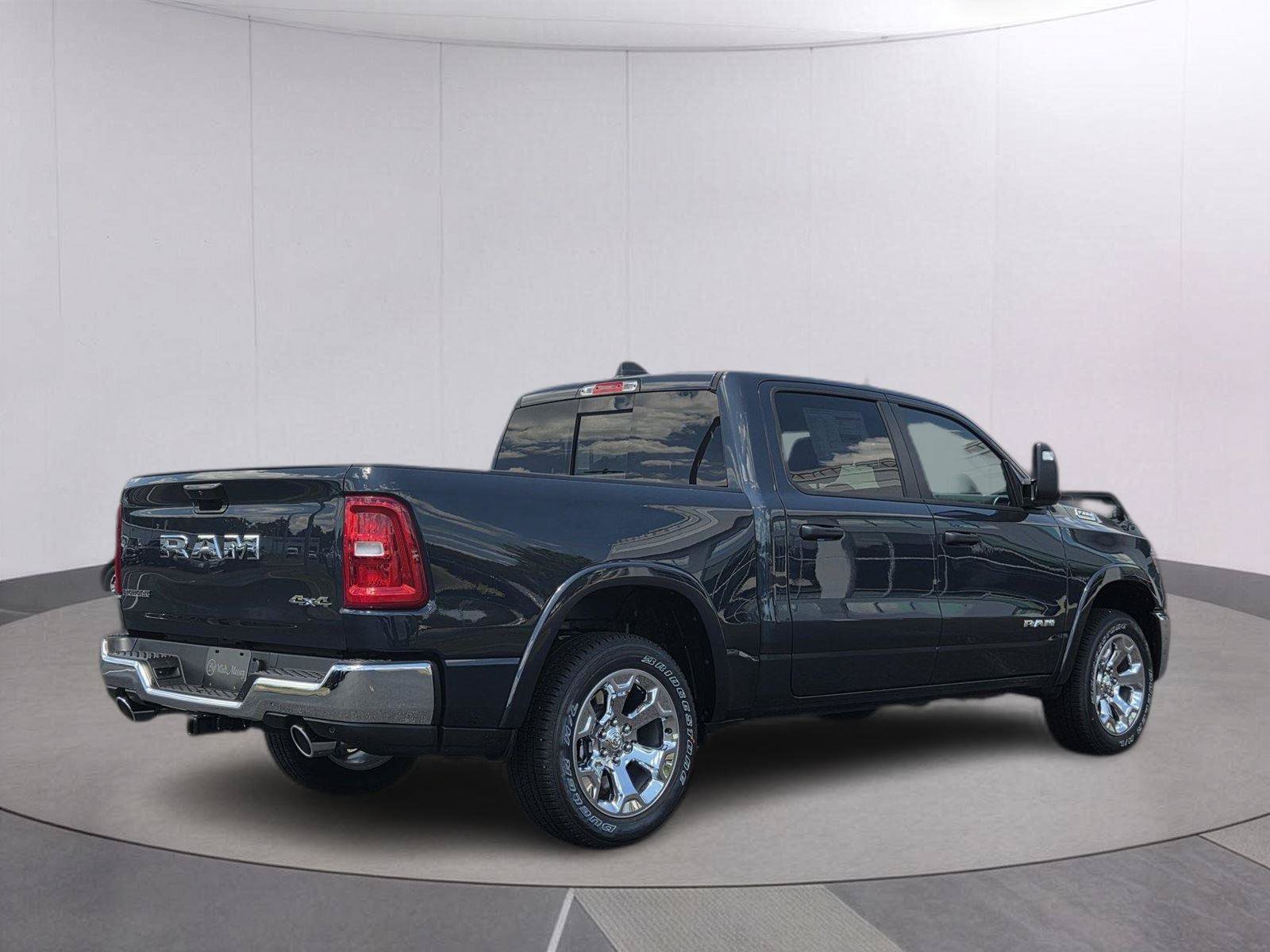 New 2026 RAM 1500 Big Horn AWD/4WD image 5