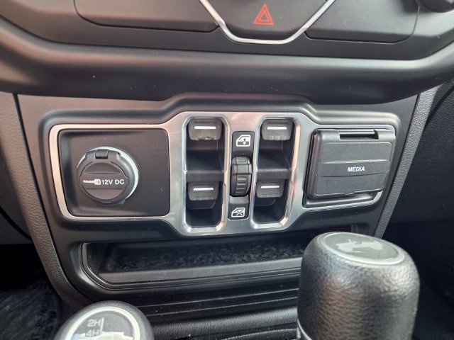 Certified 2020 Jeep Wrangler Unlimited Sport S AWD/4WD image 26