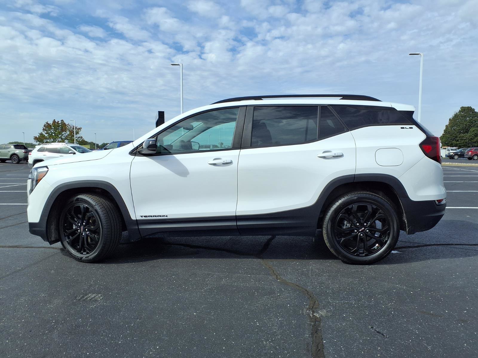 Used 2022 GMC Terrain SLE w/ Elevation Edition FWD image 26